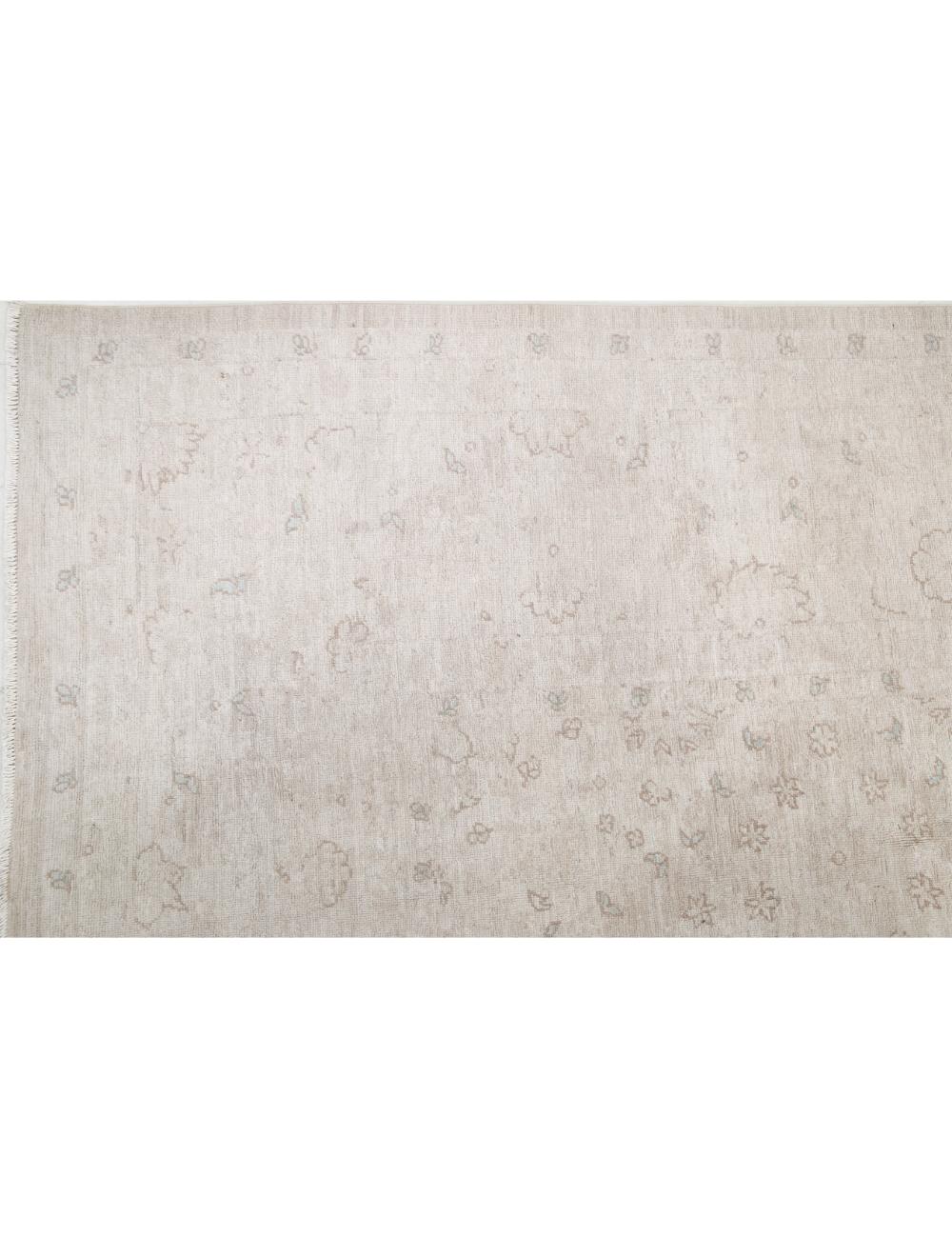Serenity 8' 11" X 11' 11" Hand-Knotted Wool Rug 8' 11" X 11' 11" (272 X 363) / Taupe / Ivory