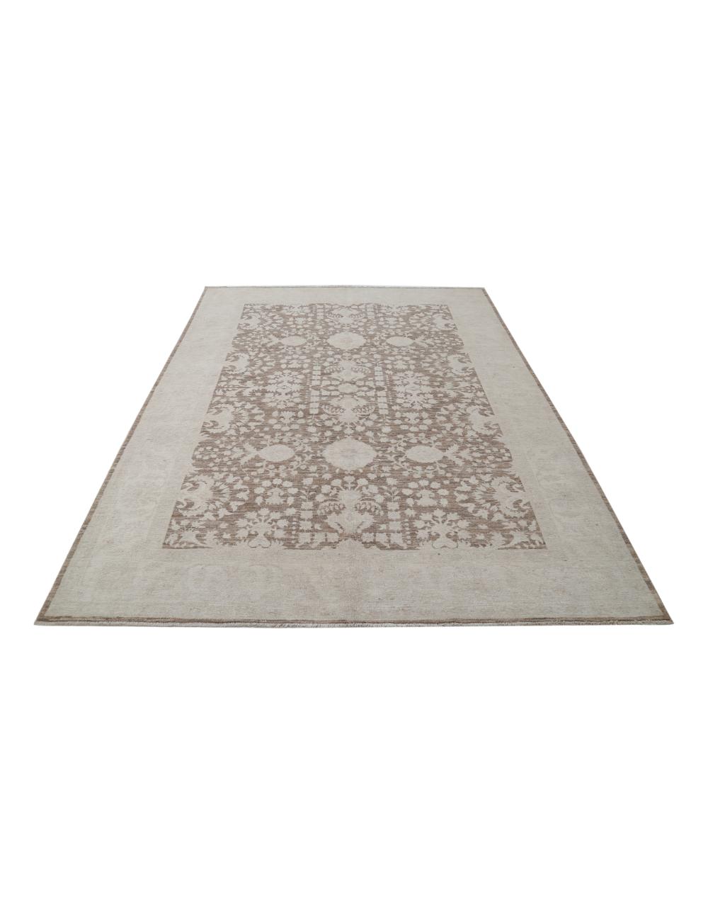 Serenity 6' 1" X 7' 10" Hand-Knotted Wool Rug 6' 1" X 7' 10" (185 X 239) / Brown / Ivory