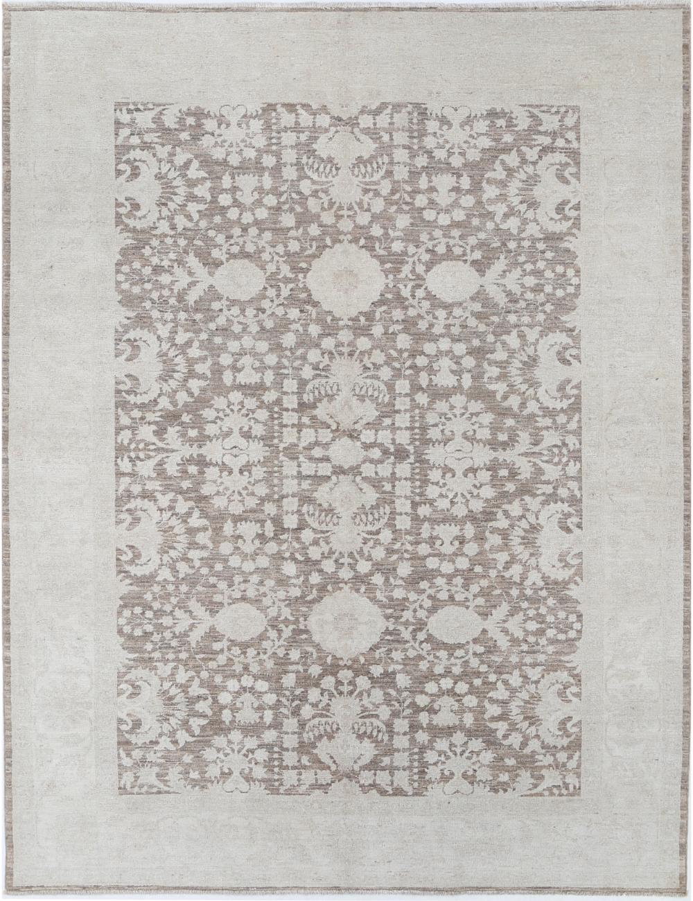 Serenity 6' 1" X 7' 10" Hand-Knotted Wool Rug 6' 1" X 7' 10" (185 X 239) / Brown / Ivory