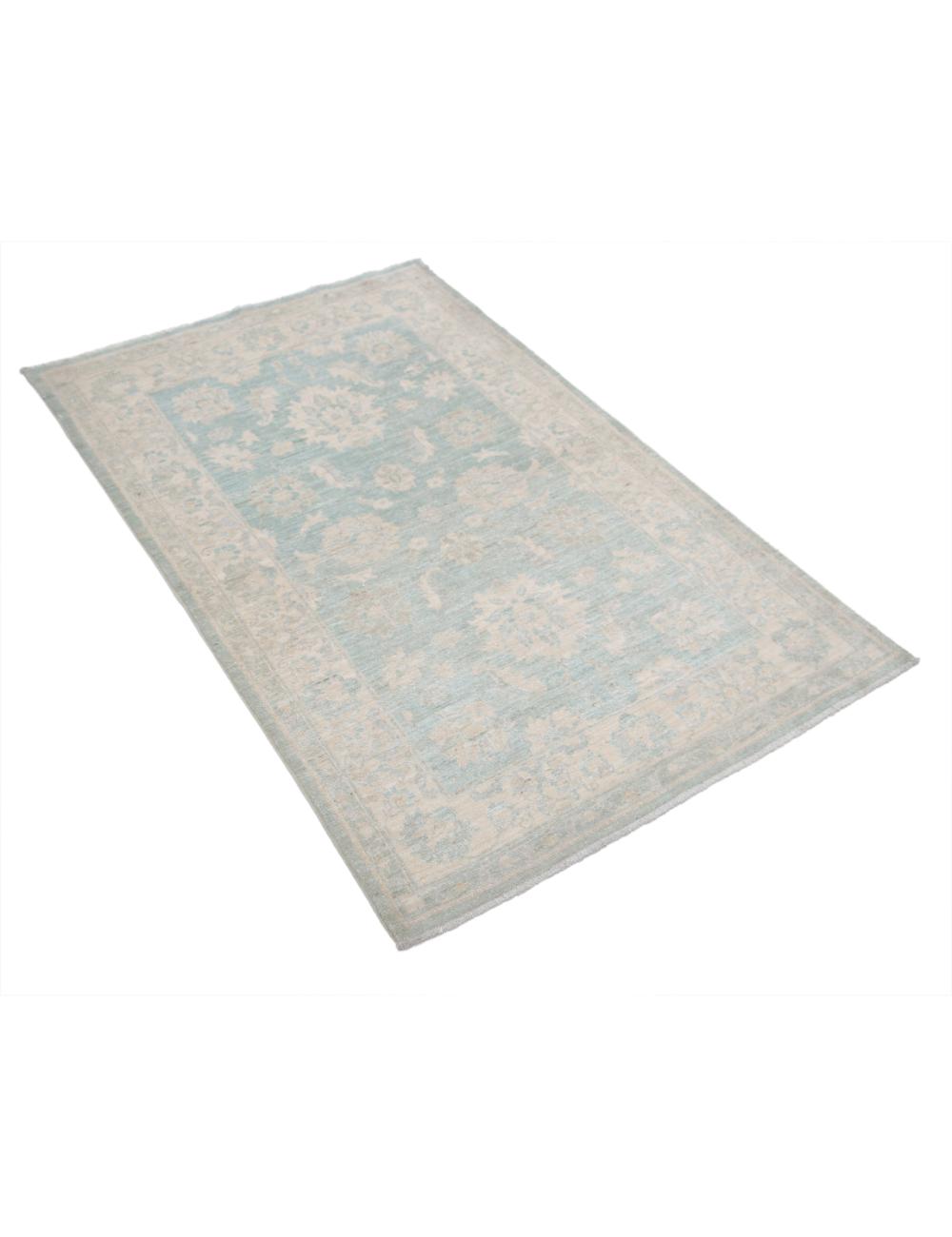 Serenity 3' 2" X 4' 10" Hand-Knotted Wool Rug 3' 2" X 4' 10" (97 X 147) / Green / Ivory