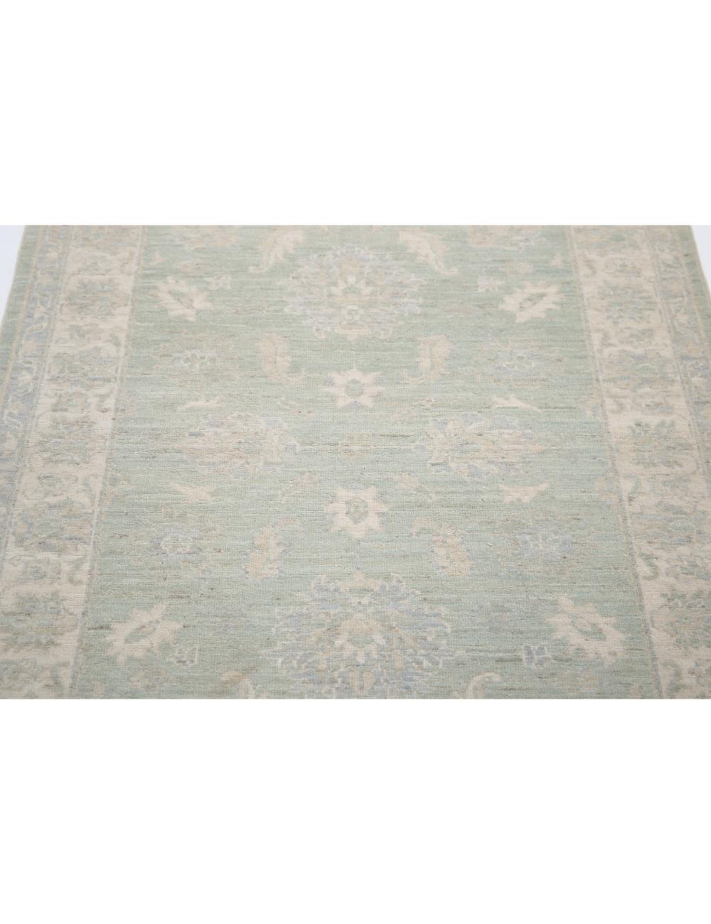 Serenity 3' 1" X 4' 7" Hand-Knotted Wool Rug 3' 1" X 4' 7" (94 X 140) / Green / Ivory