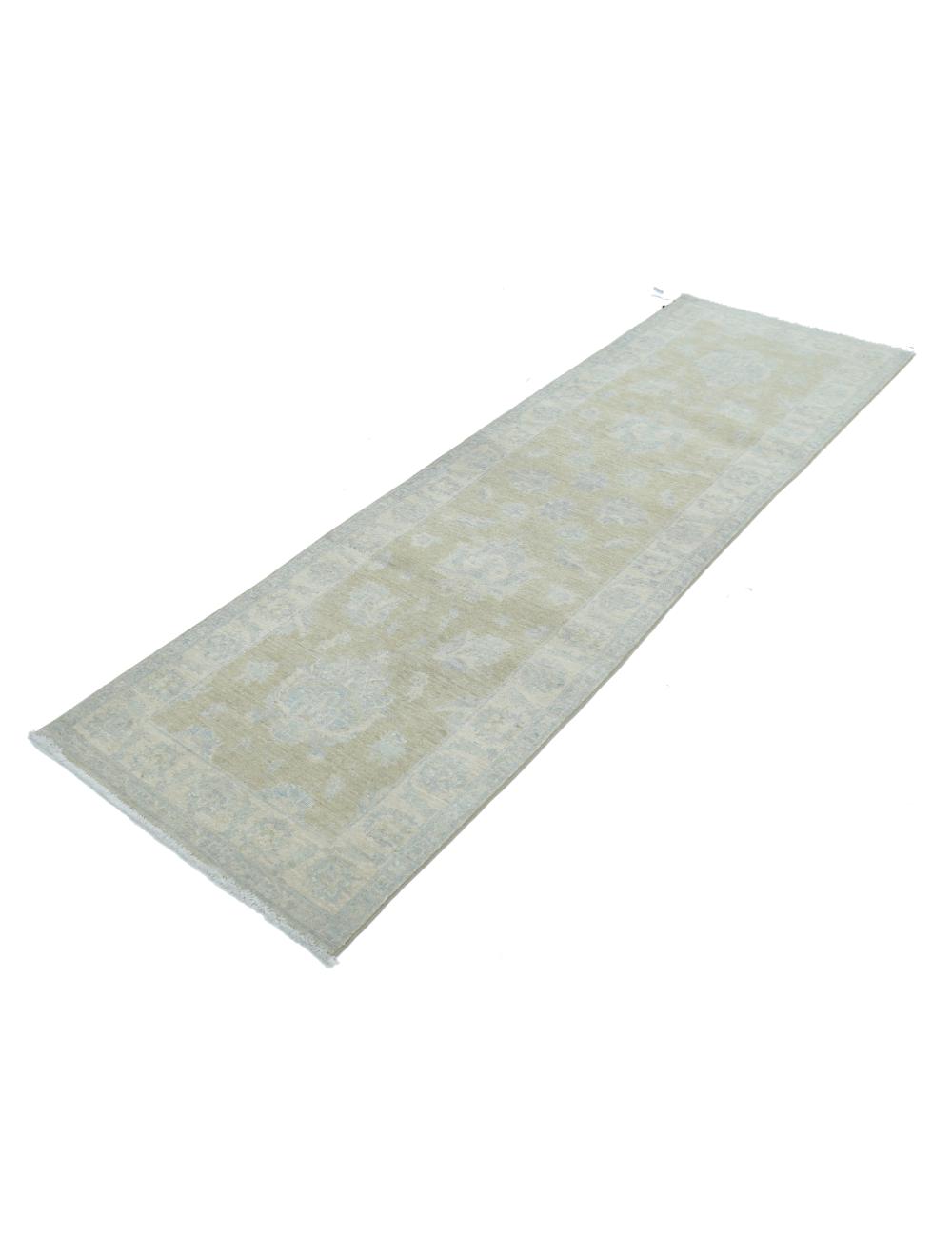 Serenity 2' 6" X 8' 4" Hand-Knotted Wool Rug 2' 6" X 8' 4" (76 X 254) / Taupe / Ivory