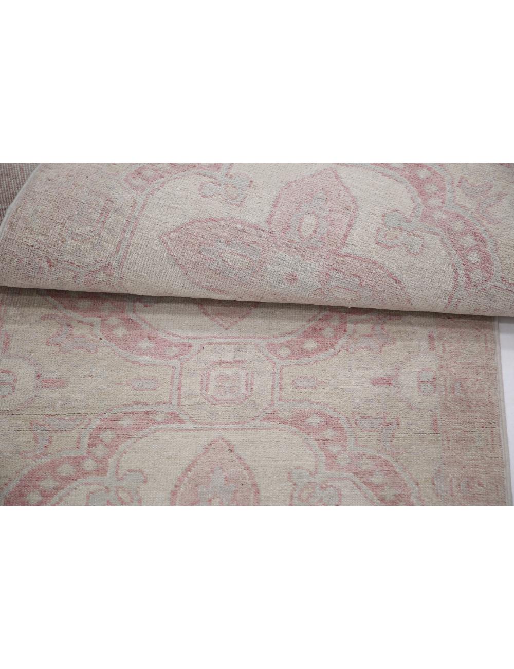 Serenity 2' 0" X 6' 3" Hand-Knotted Wool Rug 2' 0" X 6' 3" (61 X 191) / Ivory / Pink