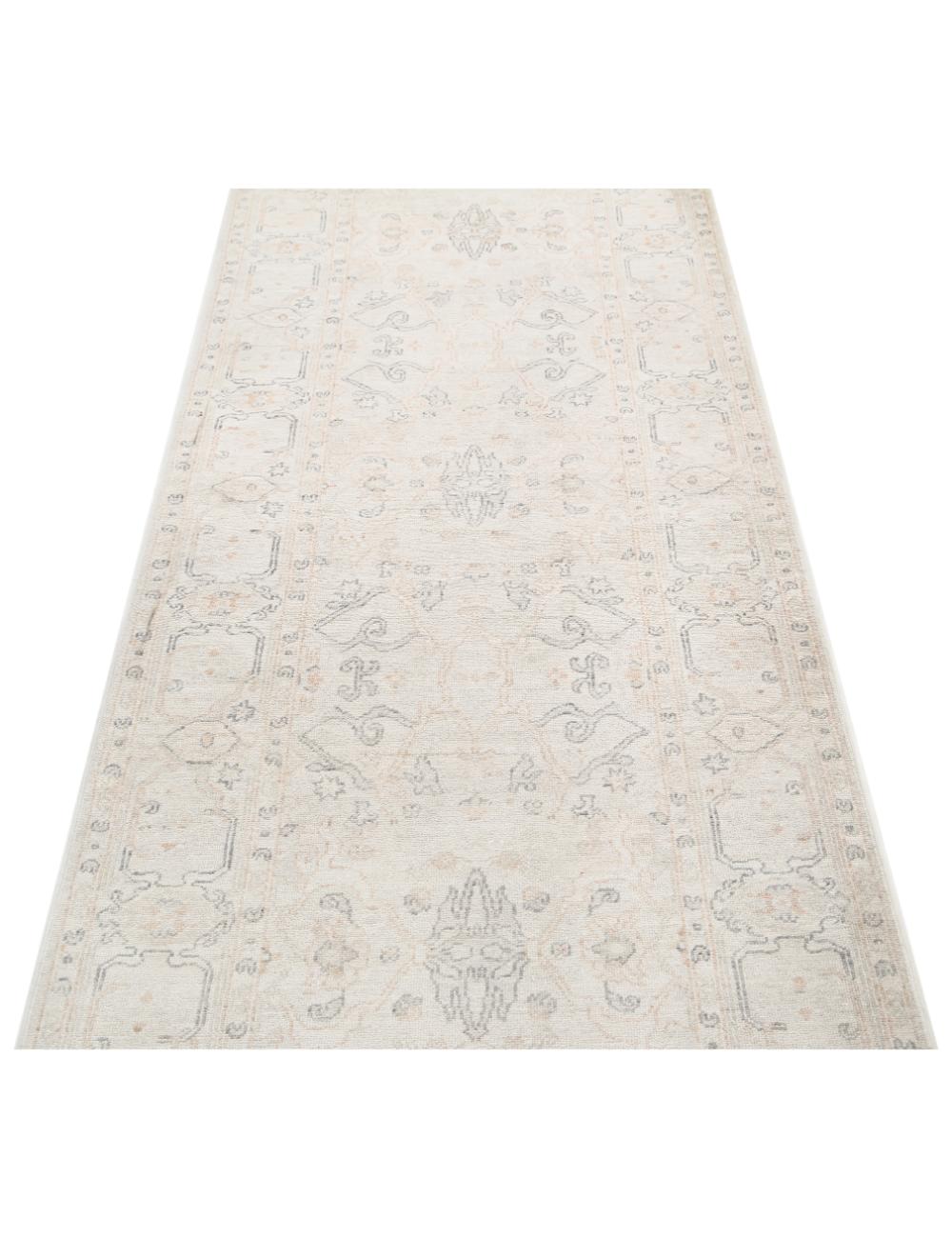 Serenity 2' 11" X 7' 11" Hand-Knotted Wool Rug 2' 11" X 7' 11" (89 X 241) / Ivory / Blue