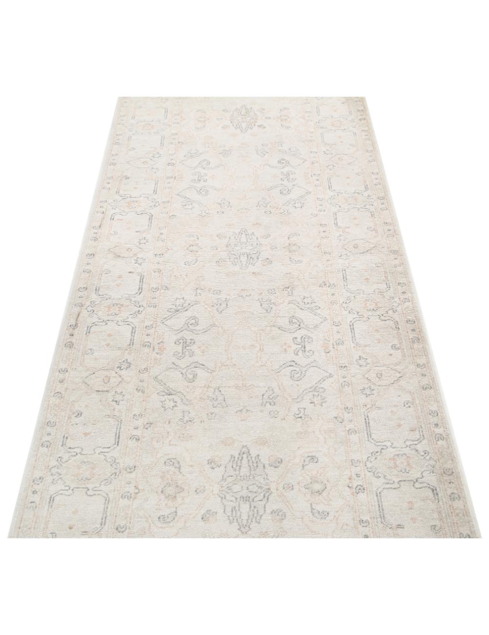Serenity 2' 11" X 7' 11" Hand-Knotted Wool Rug 2' 11" X 7' 11" (89 X 241) / Ivory / Blue