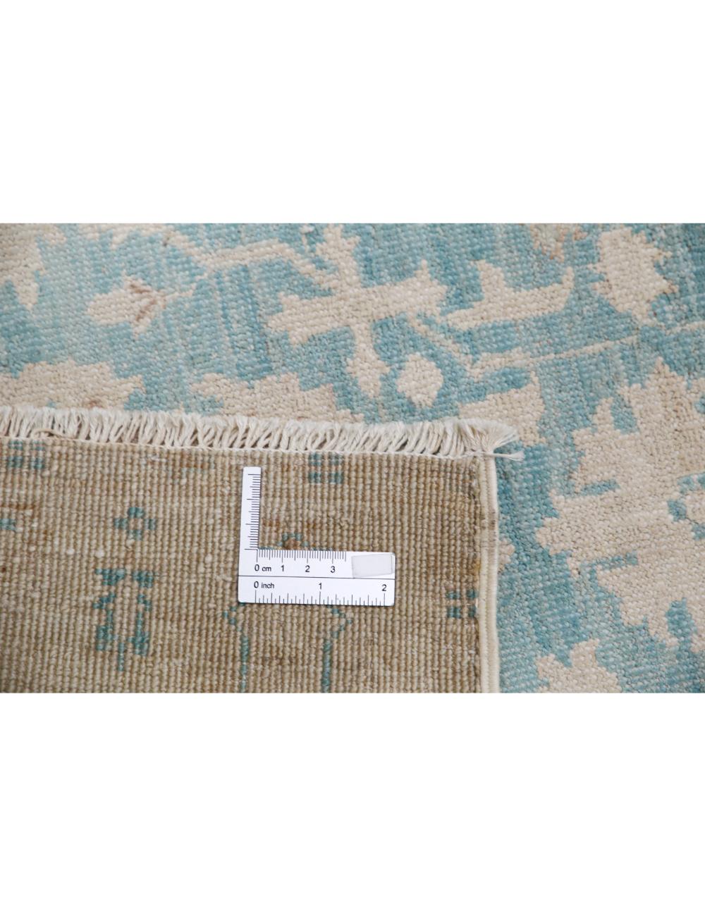 Serenity 2' 5" X 9' 10" Hand-Knotted Wool Rug 2' 5" X 9' 10" (74 X 300) / Green / Ivory