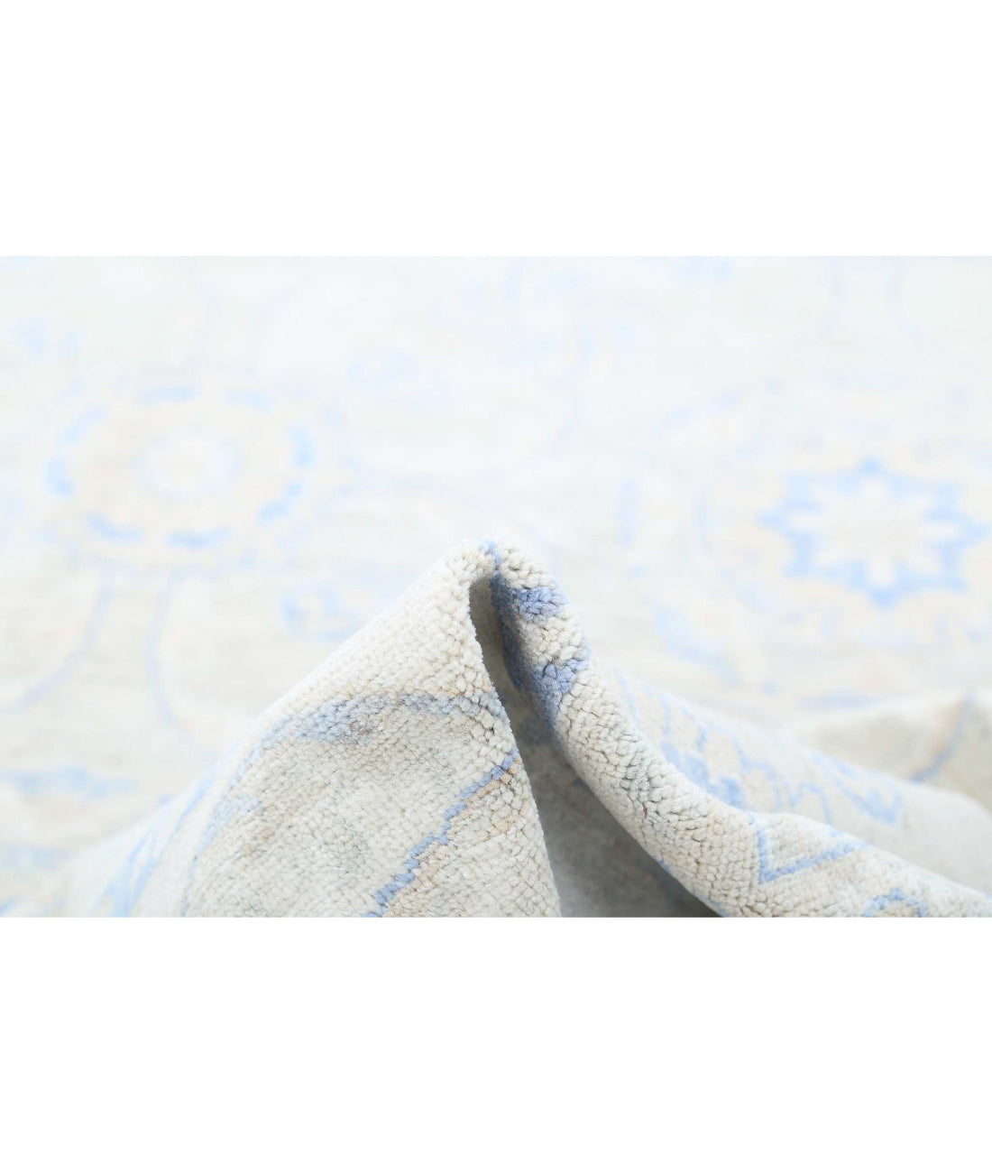Serenity 9'0'' X 12'1'' Hand-Knotted Wool Rug 9'0'' x 12'1'' (270 X 363) / Ivory / Ivory