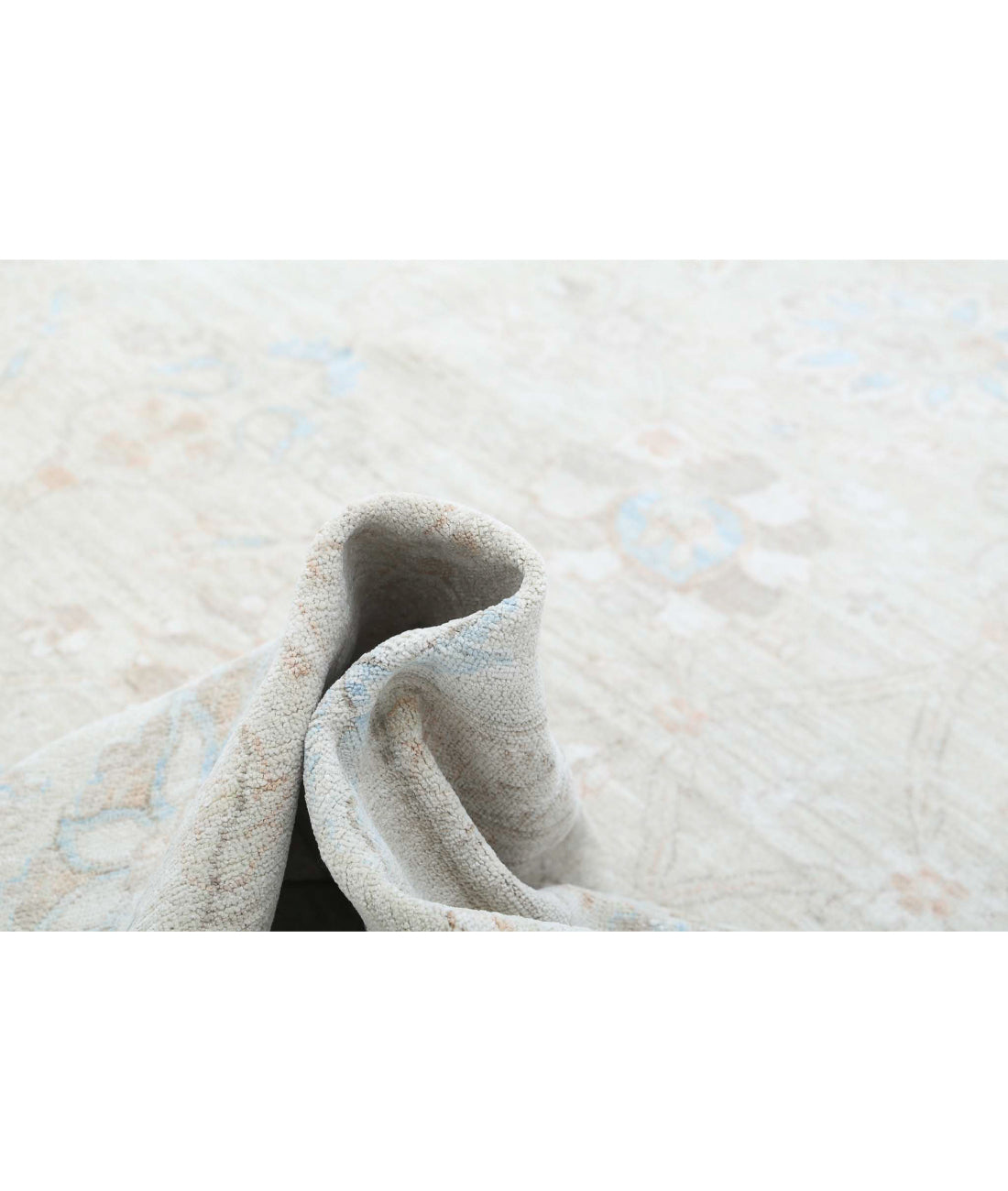 Serenity 12'1'' X 14'2'' Hand-Knotted Wool Rug 12'1'' x 14'2'' (363 X 425) / Grey / Ivory