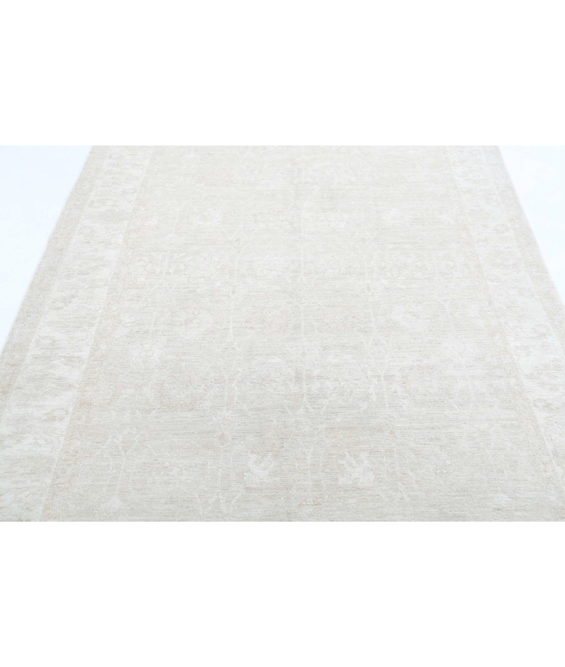 Serenity 4'10'' X 10'0'' Hand-Knotted Wool Rug 4'10'' x 10'0'' (145 X 300) / Taupe / Ivory