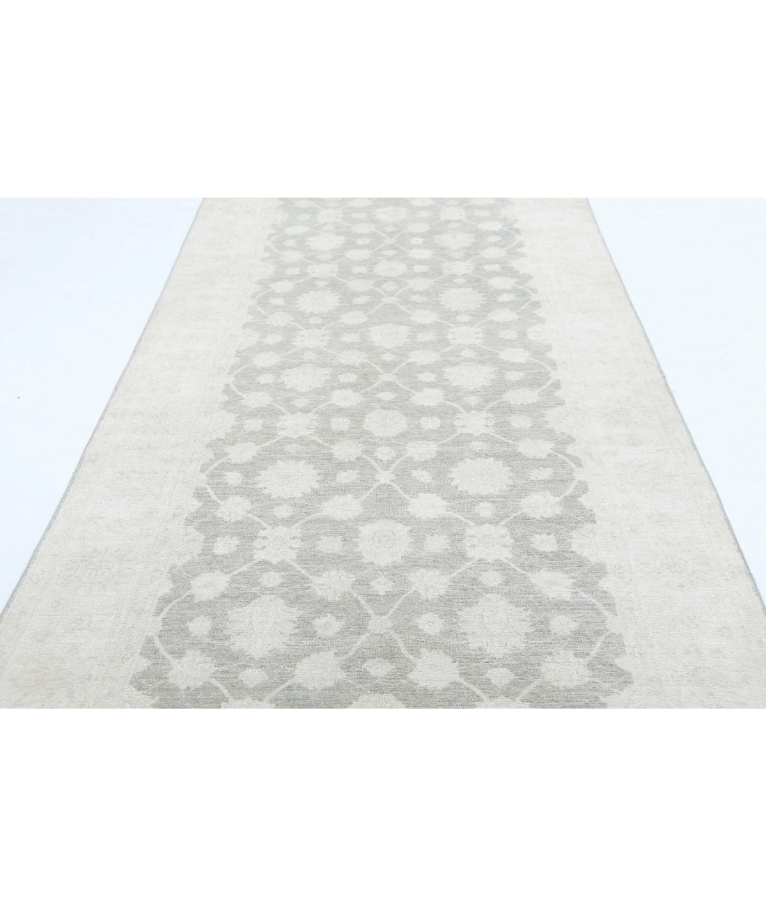 Serenity 4'8'' X 16'3'' Hand-Knotted Wool Rug 4'8'' x 16'3'' (140 X 488) / Grey / Ivory