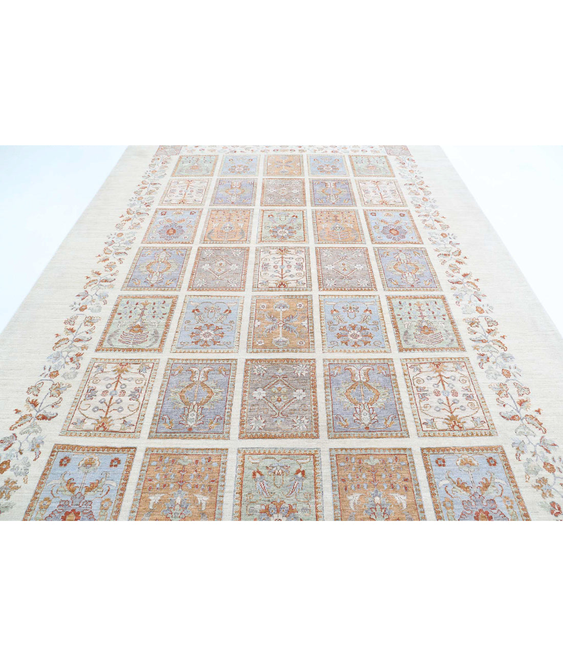 Serenity 8'1'' X 11'10'' Hand-Knotted Wool Rug 8'1'' x 11'10'' (243 X 355) / Ivory / Grey