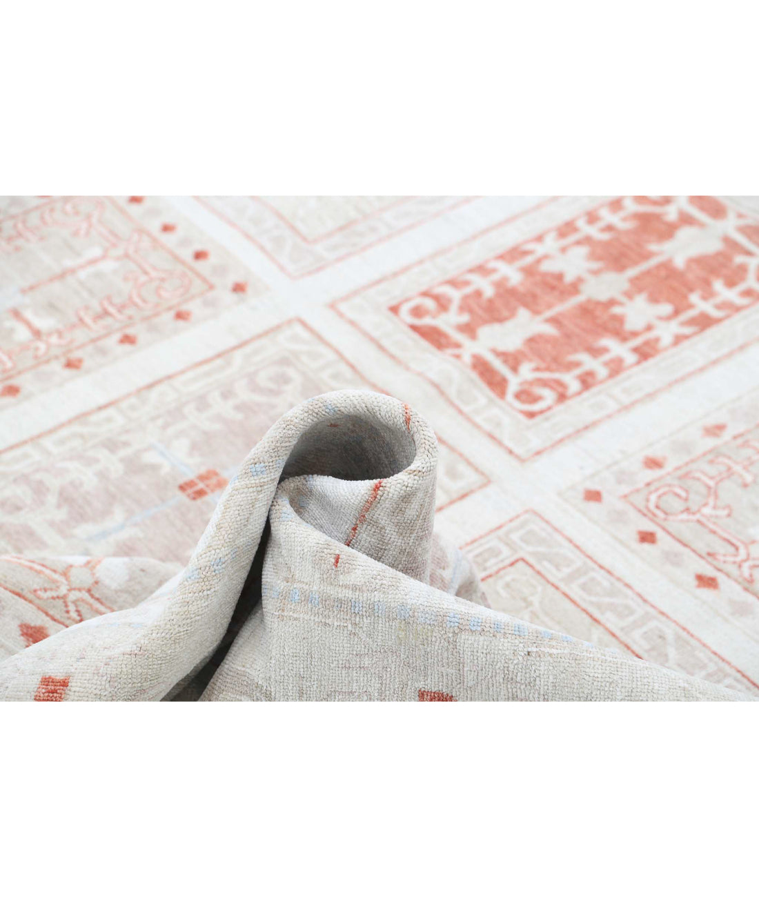 Serenity 9'8'' X 13'8'' Hand-Knotted Wool Rug 9'8'' x 13'8'' (290 X 410) / Ivory / Gold