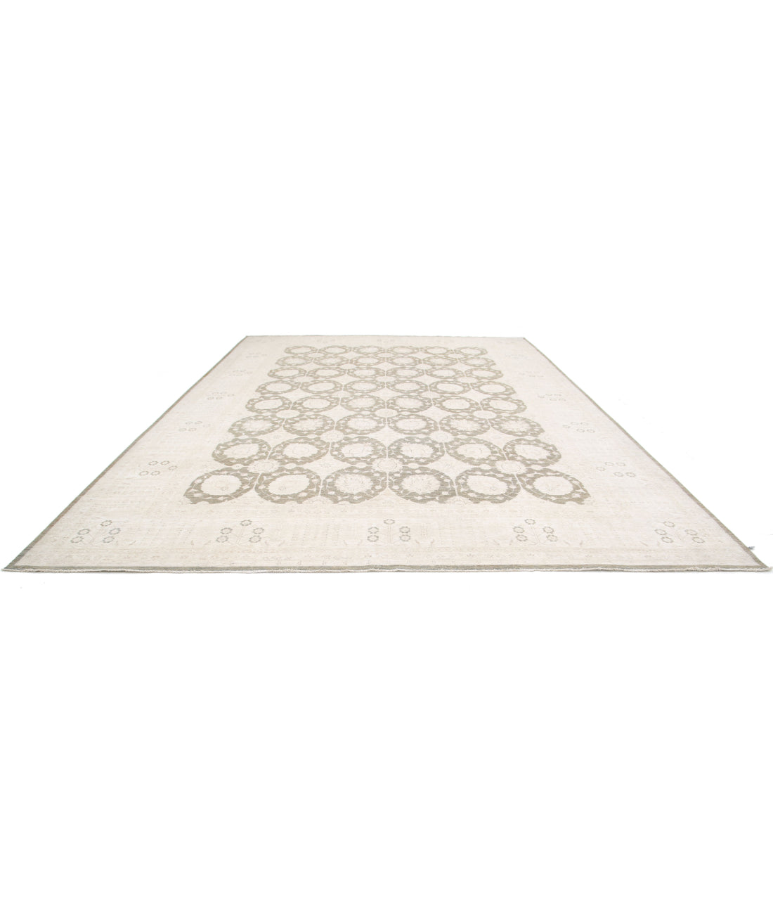 Serenity 12'3'' X 17'8'' Hand-Knotted Wool Rug 12'3'' x 17'8'' (368 X 530) / Brown / Ivory