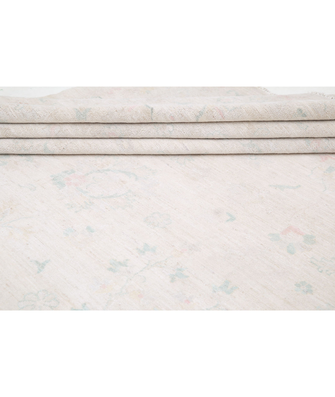 Serenity 19'4'' X 25'6'' Hand-Knotted Wool Rug 19'4'' x 25'6'' (580 X 765) / Ivory / Ivory