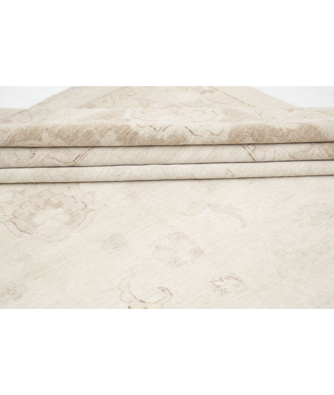 Serenity 16'0'' X 23'2'' Hand-Knotted Wool Rug 16'0'' x 23'2'' (480 X 695) / Ivory / Taupe