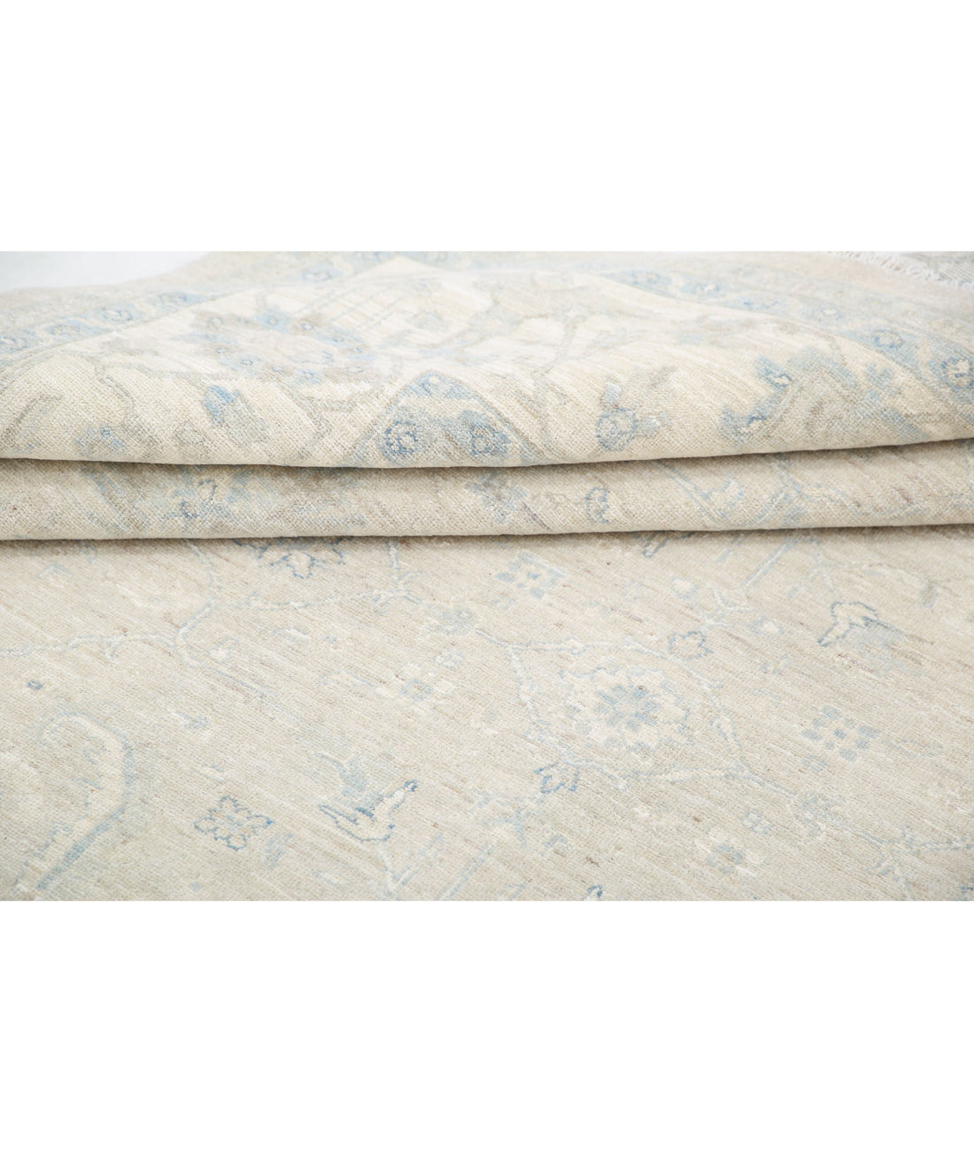 Serenity 8'1'' X 9'8'' Hand-Knotted Wool Rug 8'1'' x 9'8'' (243 X 290) / Ivory / Blue