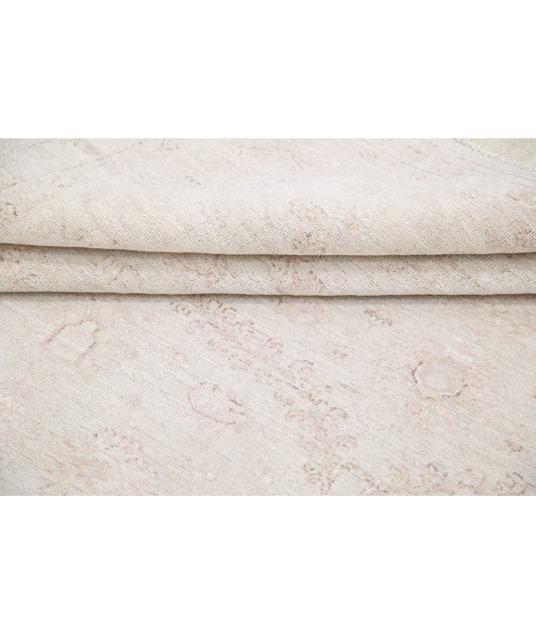 Serenity 8'1'' X 9'5'' Hand-Knotted Wool Rug 8'1'' x 9'5'' (243 X 283) / Ivory / Taupe