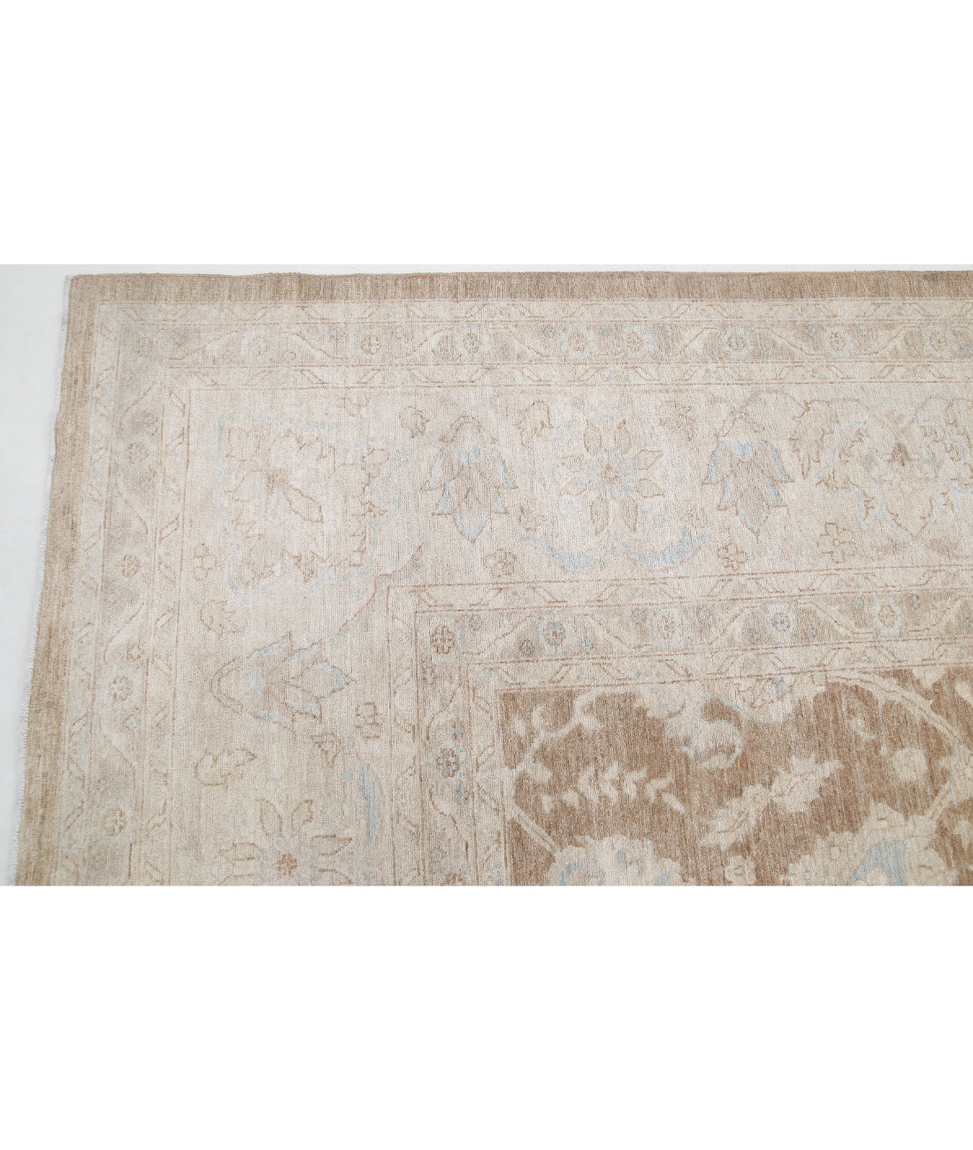 Serenity 13'9'' X 18'10'' Hand-Knotted Wool Rug 13'9'' x 18'10'' (413 X 565) / Brown / Ivory