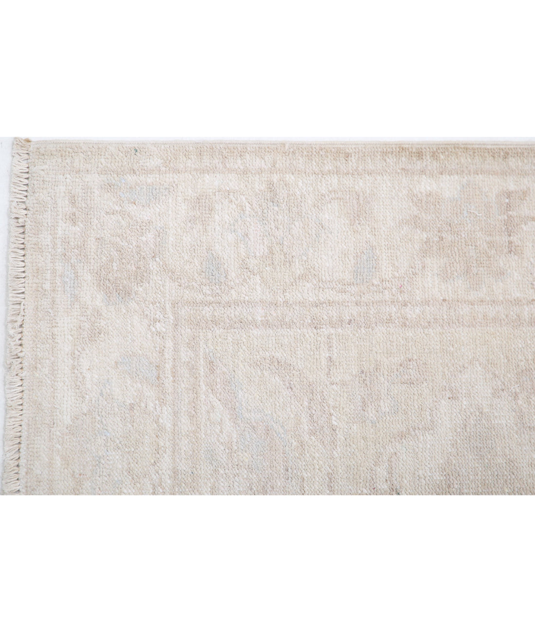 Serenity 2'5'' X 6'3'' Hand-Knotted Wool Rug 2'5'' x 6'3'' (73 X 188) / Ivory / Taupe