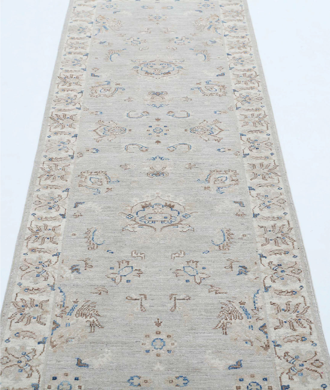 Serenity 2'6'' X 7'10'' Hand-Knotted Wool Rug 2'6'' x 7'10'' (75 X 235) / Grey / Ivory