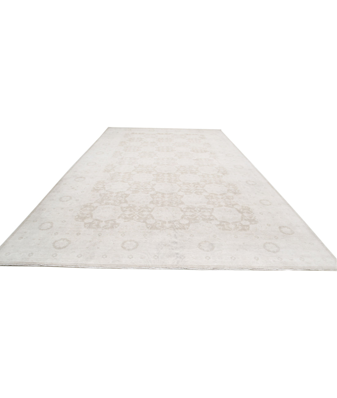 Serenity 10'10'' X 18'5'' Hand-Knotted Wool Rug 10'10'' x 18'5'' (325 X 553) / Taupe / Ivory