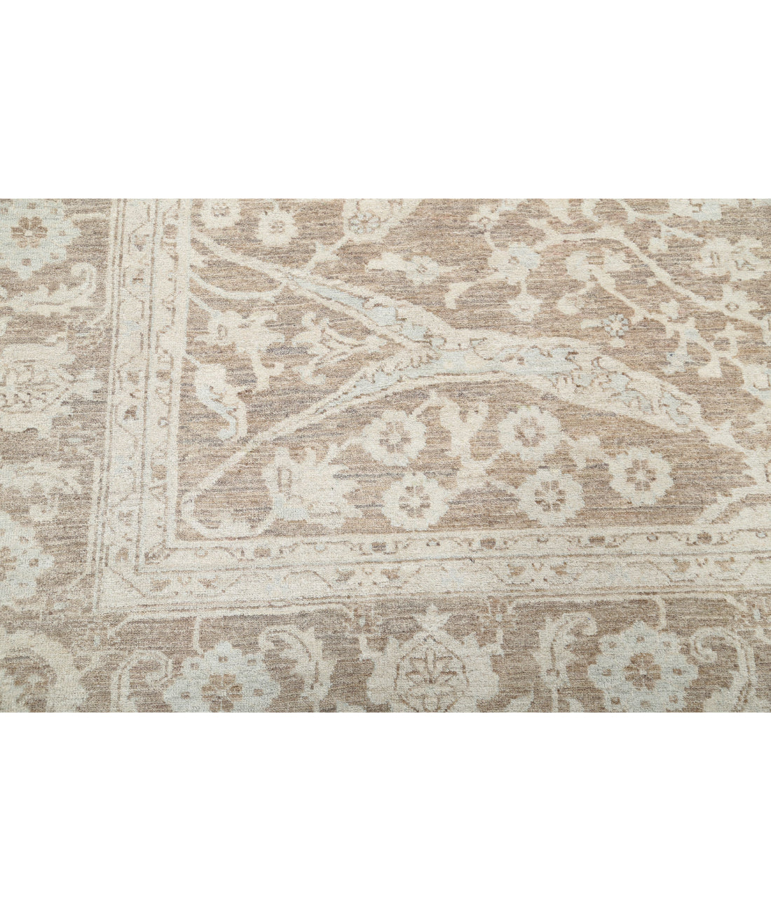 Serenity 8'3'' X 10'4'' Hand-Knotted Wool Rug 8'3'' x 10'4'' (248 X 310) / Brown / Ivory