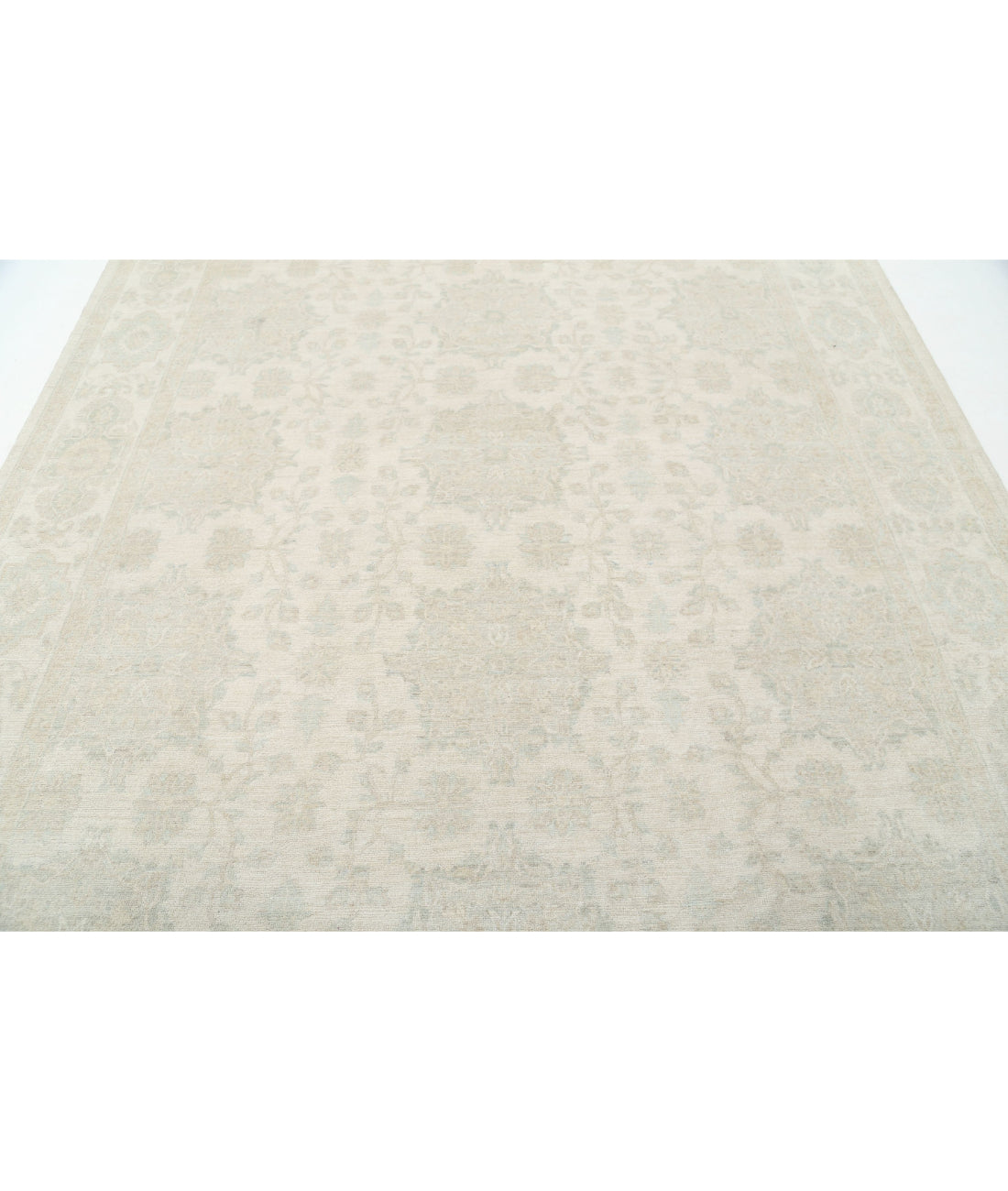Serenity 7'10'' X 10'1'' Hand-Knotted Wool Rug 7'10'' x 10'1'' (235 X 303) / Ivory / Ivory