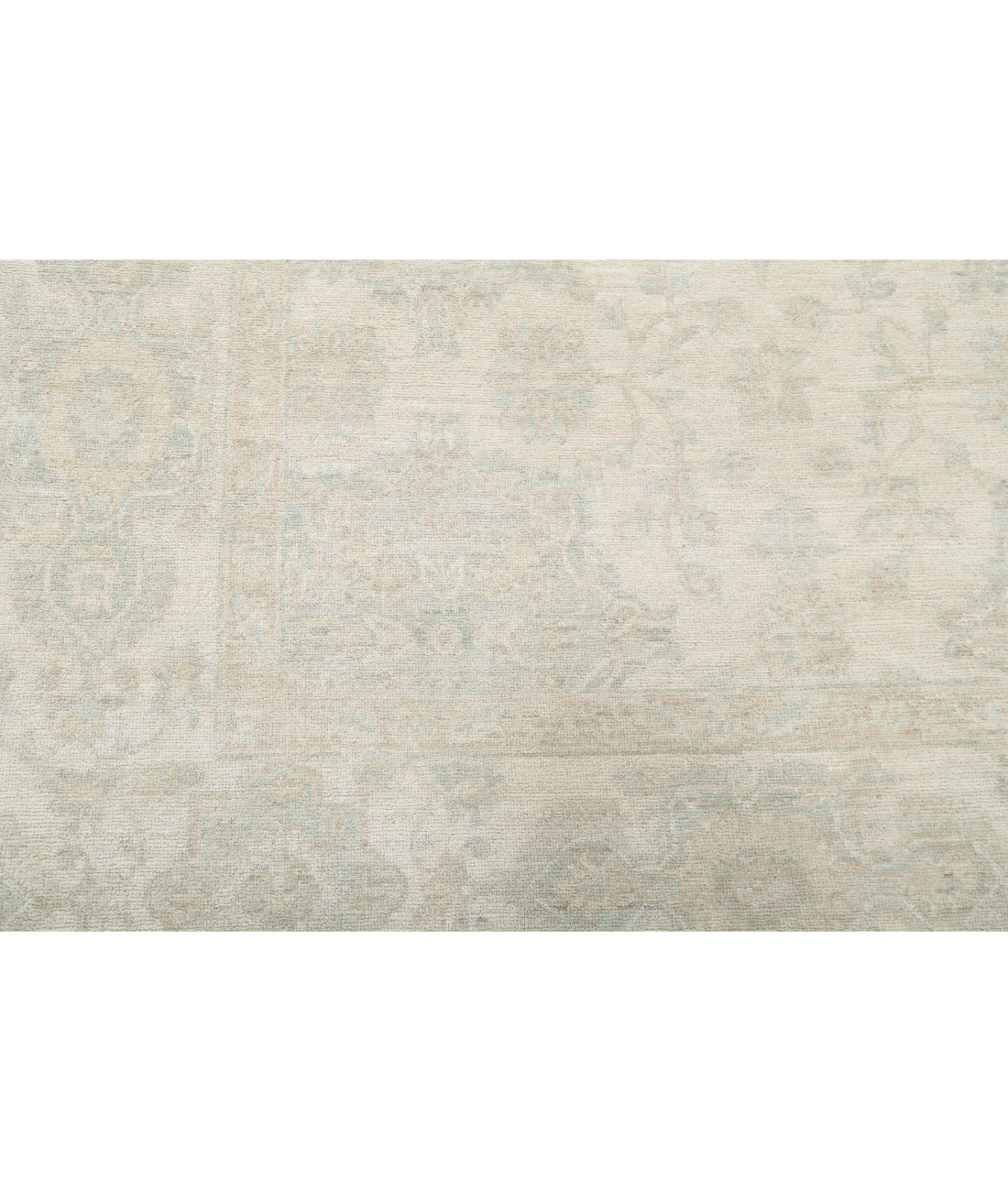Serenity 7'10'' X 10'1'' Hand-Knotted Wool Rug 7'10'' x 10'1'' (235 X 303) / Ivory / Ivory