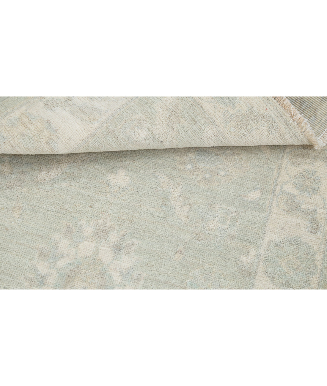 Serenity 2'3'' X 2'9'' Hand-Knotted Wool Rug 2'3'' x 2'9'' (68 X 83) / Green / Ivory