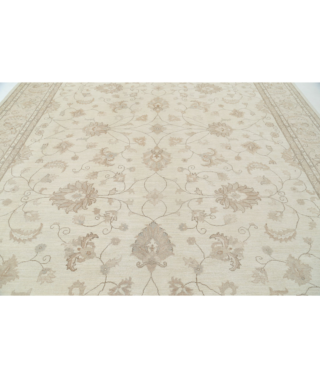 Serenity 11'8'' X 14'6'' Hand-Knotted Wool Rug 11'8'' x 14'6'' (350 X 435) / Ivory / Taupe