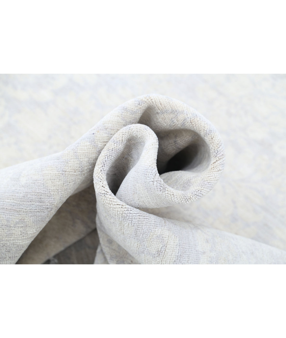 Serenity 9'0'' X 11'5'' Hand-Knotted Wool Rug 9'0'' x 11'5'' (270 X 343) / Grey / Ivory