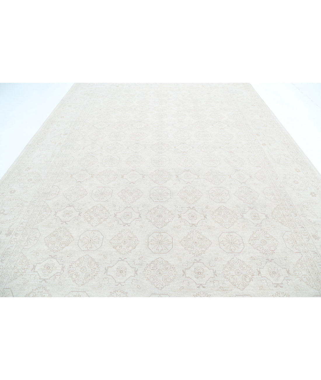 Serenity 9'9'' X 13'7'' Hand-Knotted Wool Rug 9'9'' x 13'7'' (293 X 408) / Ivory / Grey