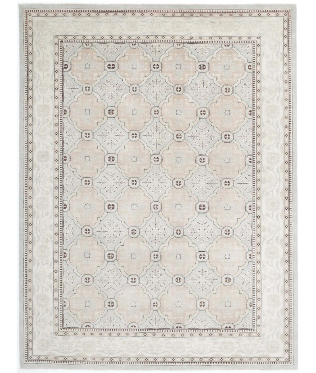 Serenity 8'3'' X 11'2'' Hand-Knotted Wool Rug 8'3'' x 11'2'' (248 X 335) / Silver / Ivory