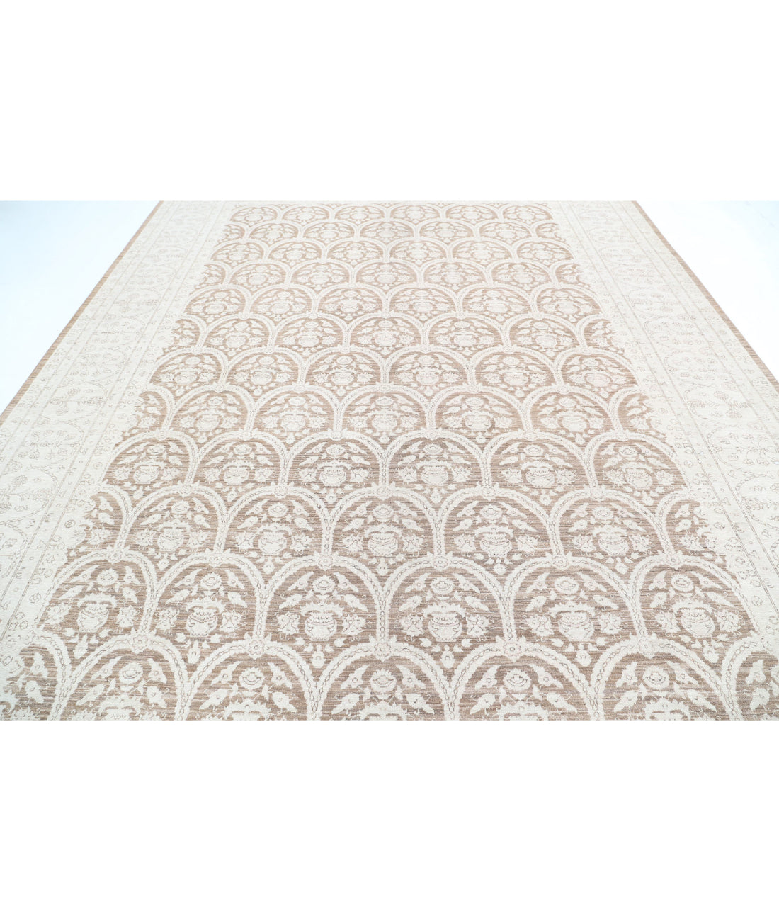 Serenity 10'1'' X 13'4'' Hand-Knotted Wool Rug 10'1'' x 13'4'' (303 X 400) / Brown / Ivory