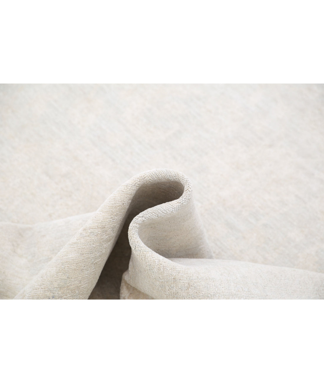 Serenity 6'0'' X 8'11'' Hand-Knotted Wool Rug 6'0'' x 8'11'' (180 X 268) / Grey / Ivory