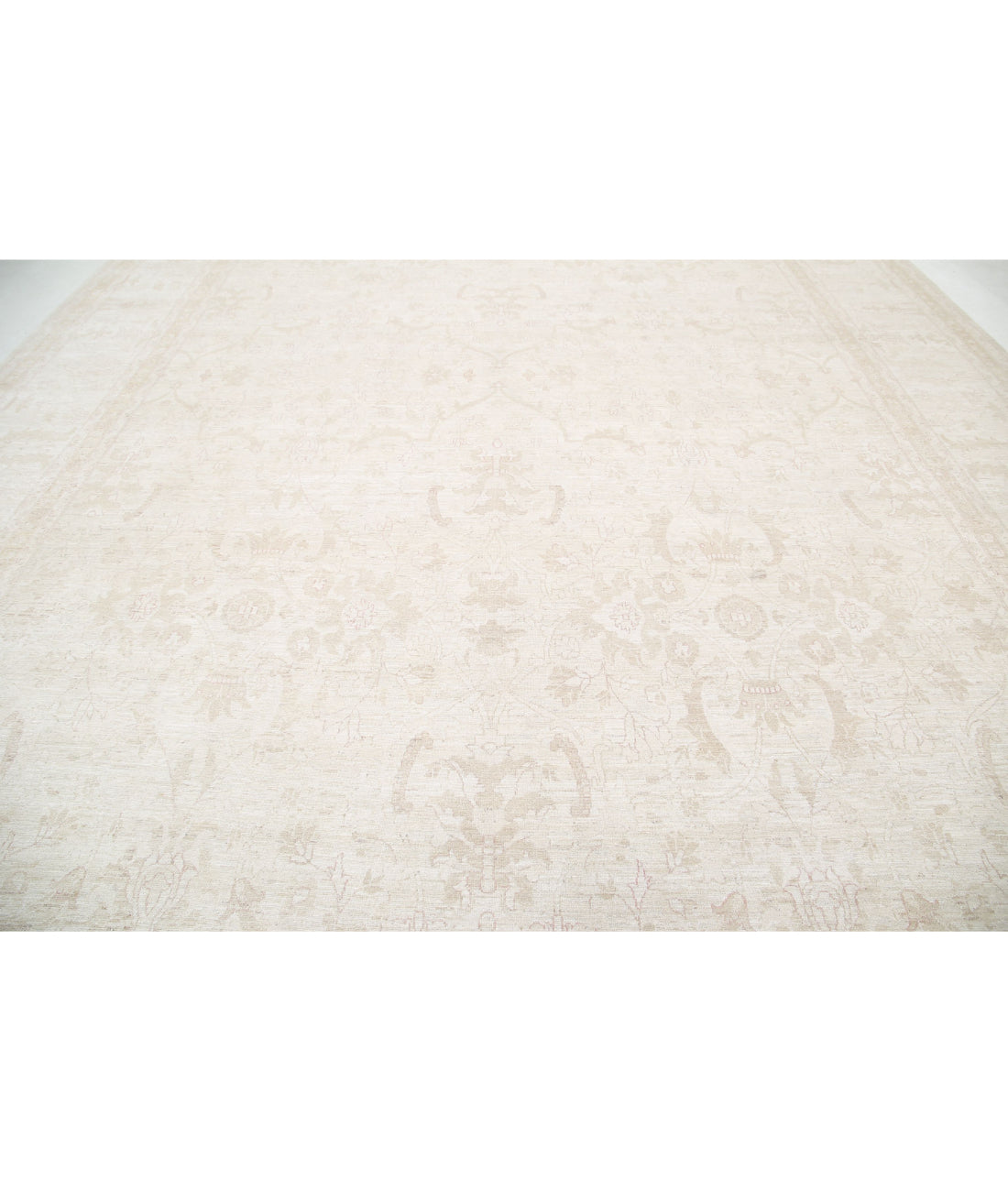 Serenity 13'5'' X 17'7'' Hand-Knotted Wool Rug 13'5'' x 17'7'' (403 X 528) / Ivory / Taupe