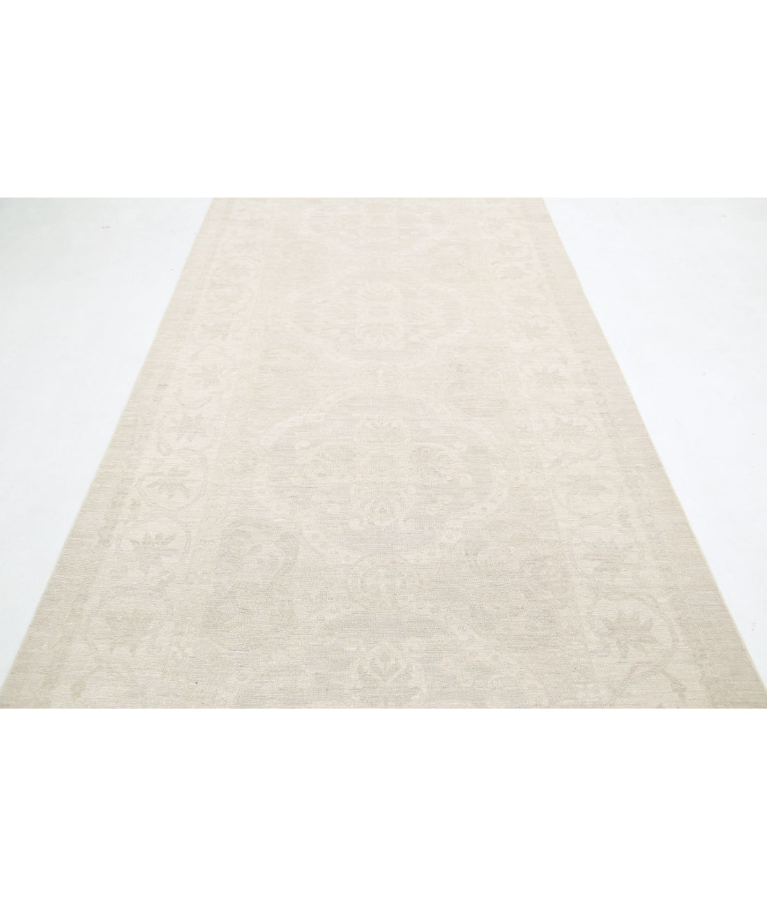 Serenity 5'2'' X 15'0'' Hand-Knotted Wool Rug 5'2'' x 15'0'' (155 X 450) / Ivory / Grey