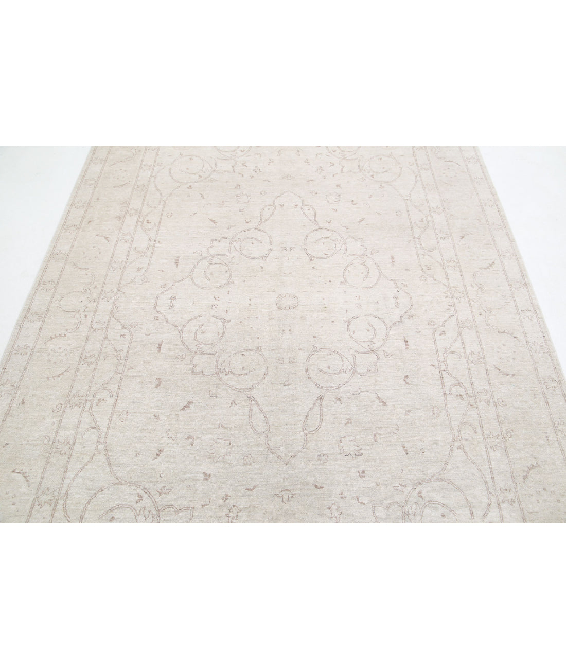 Serenity 5'11'' X 9'4'' Hand-Knotted Wool Rug 5'11'' x 9'4'' (178 X 280) / Ivory / Taupe