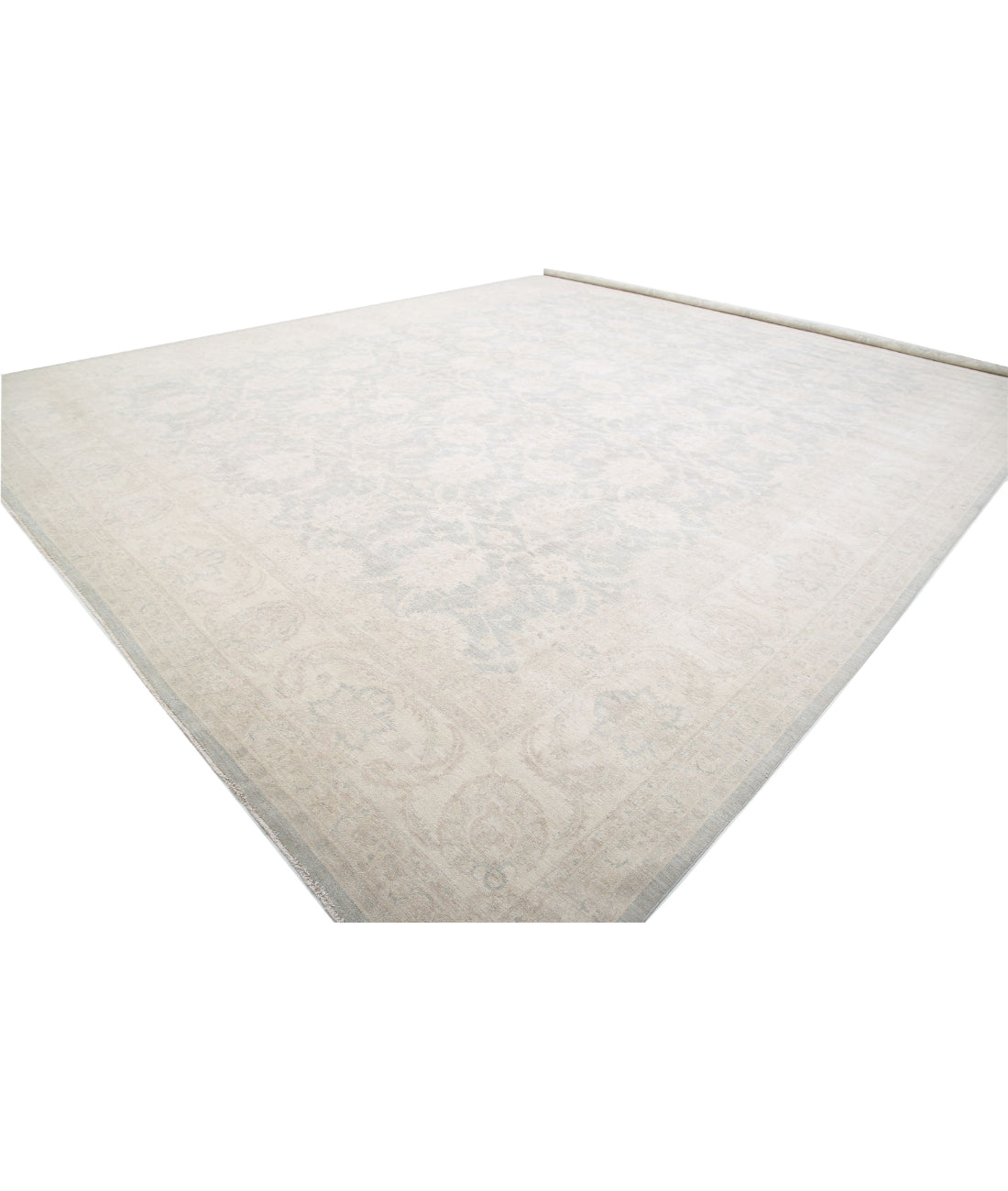 Serenity 17'8'' X 22'0'' Hand-Knotted Wool Rug 17'8'' x 22'0'' (530 X 660) / Grey / Ivory
