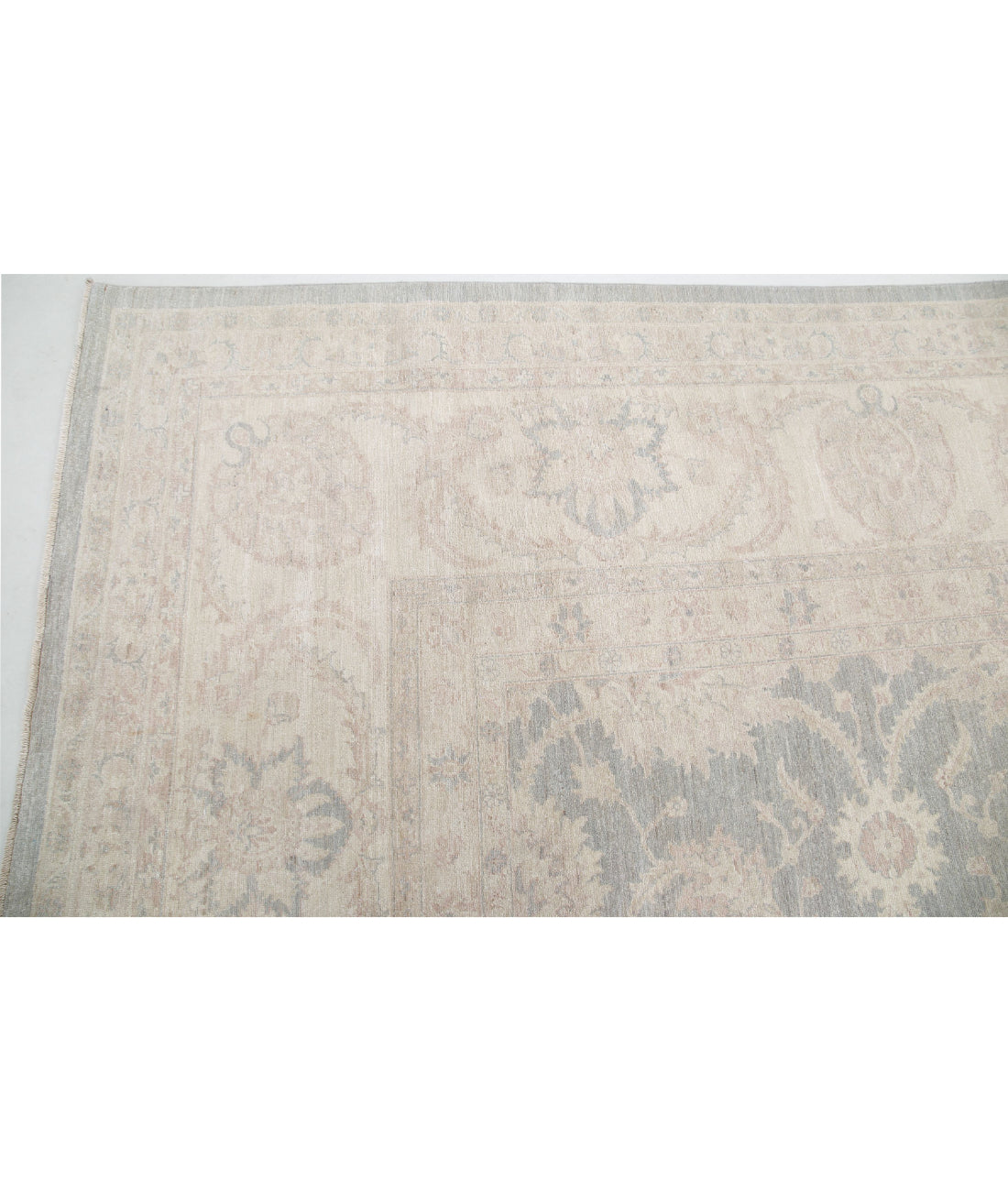 Serenity 17'8'' X 22'0'' Hand-Knotted Wool Rug 17'8'' x 22'0'' (530 X 660) / Grey / Ivory