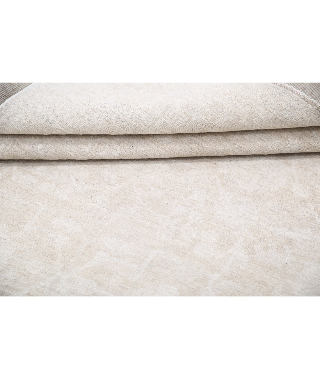 Serenity 5'0'' X 9'7'' Hand-Knotted Wool Rug 5'0'' x 9'7'' (150 X 288) / Taupe / Ivory