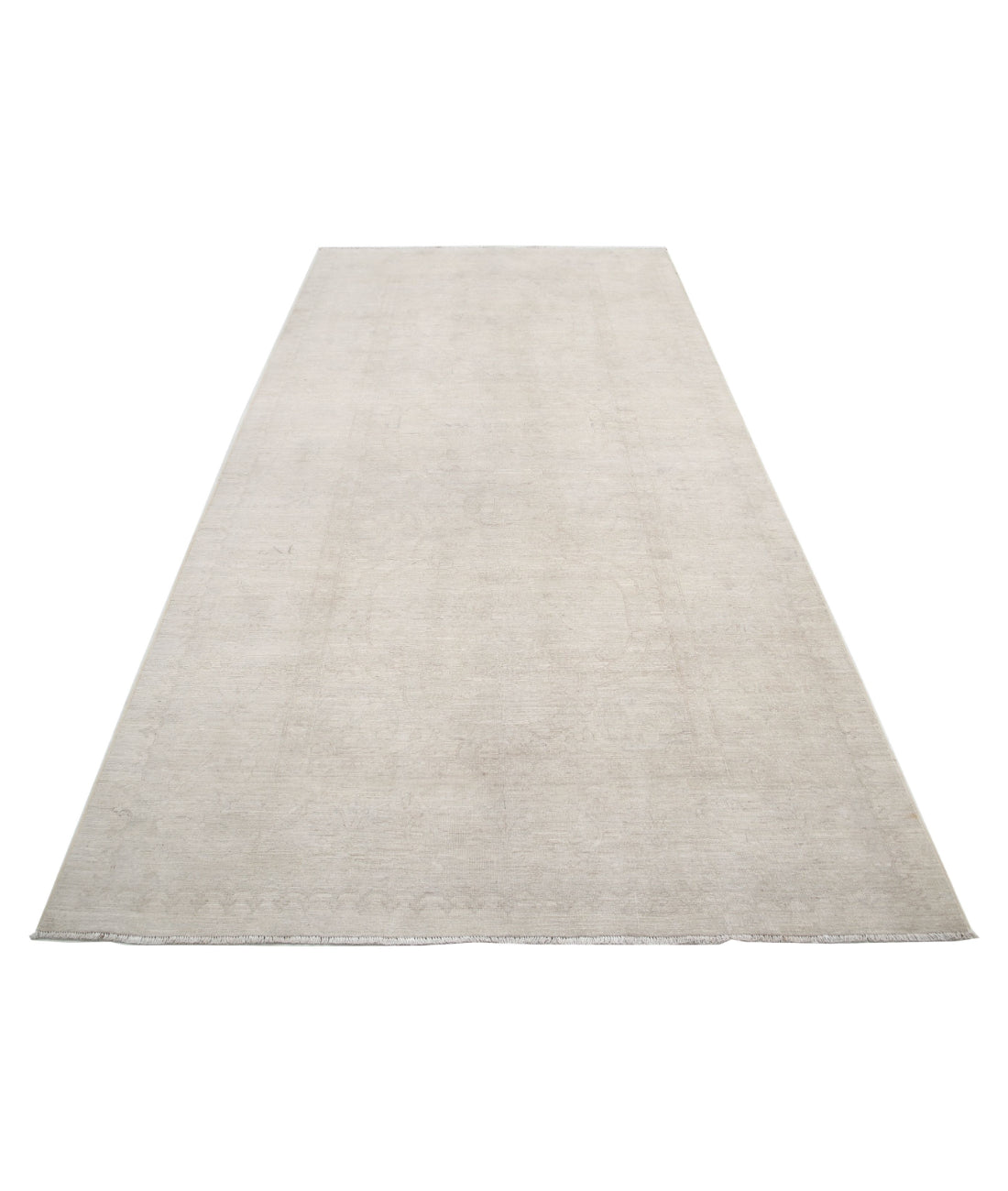 Serenity 5'2'' X 10'6'' Hand-Knotted Wool Rug 5'2'' x 10'6'' (155 X 315) / Ivory / Taupe