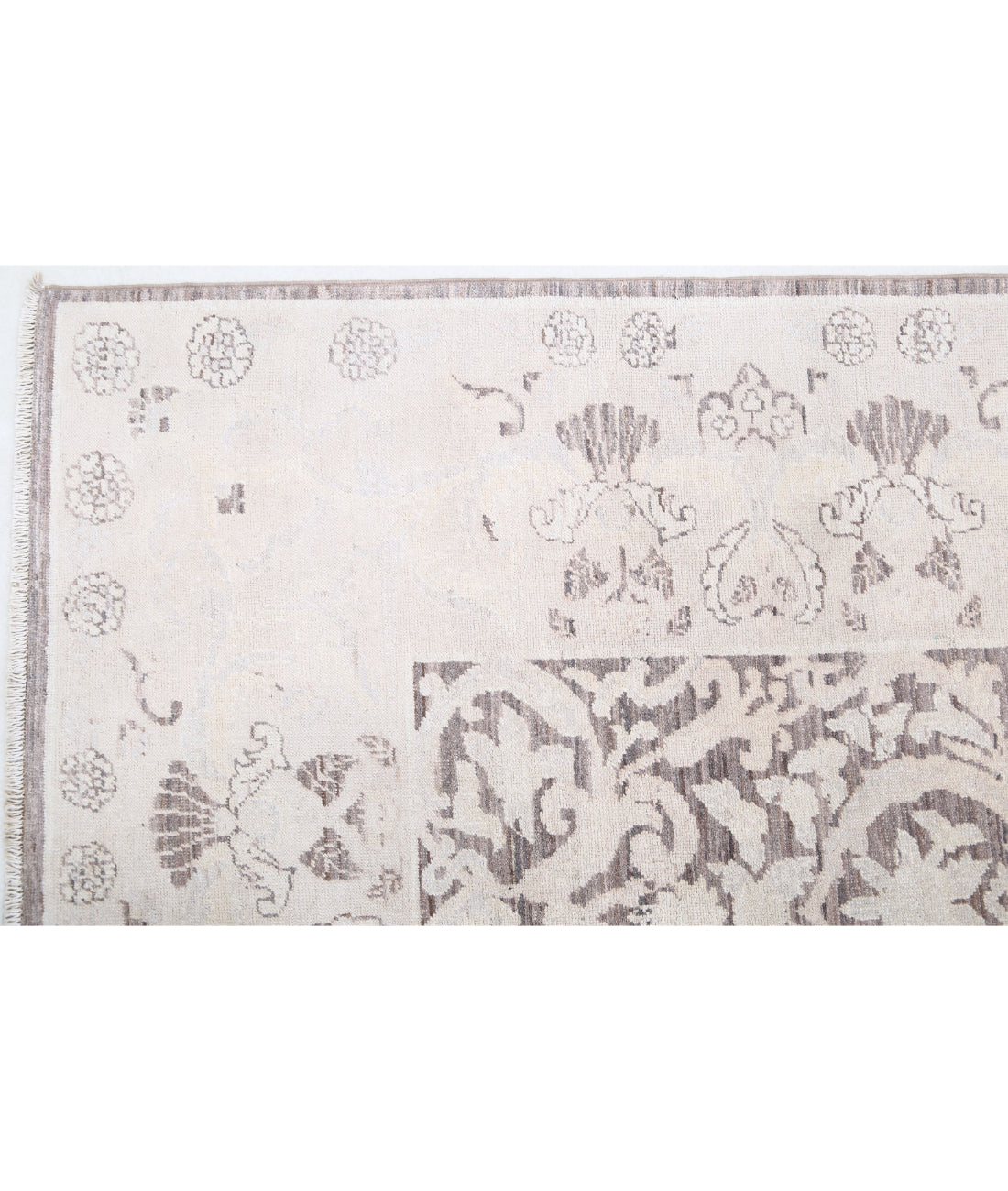 Serenity 6'1'' X 8'7'' Hand-Knotted Wool Rug 6'1'' x 8'7'' (183 X 258) / Brown / Ivory