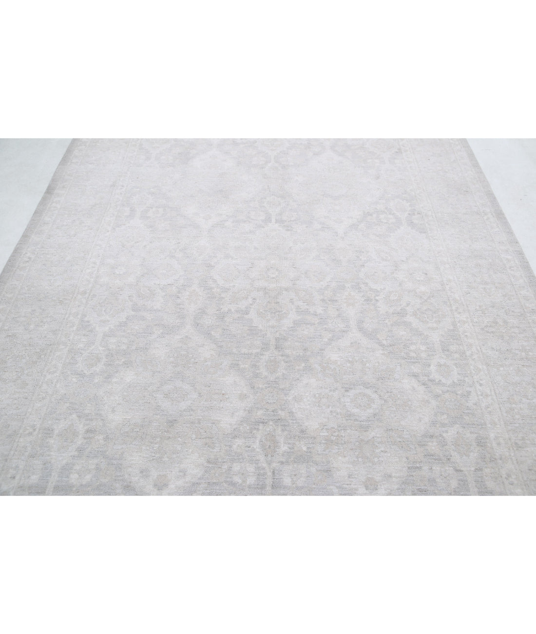 Serenity 6'3'' X 9'7'' Hand-Knotted Wool Rug 6'3'' x 9'7'' (188 X 288) / Brown / Ivory