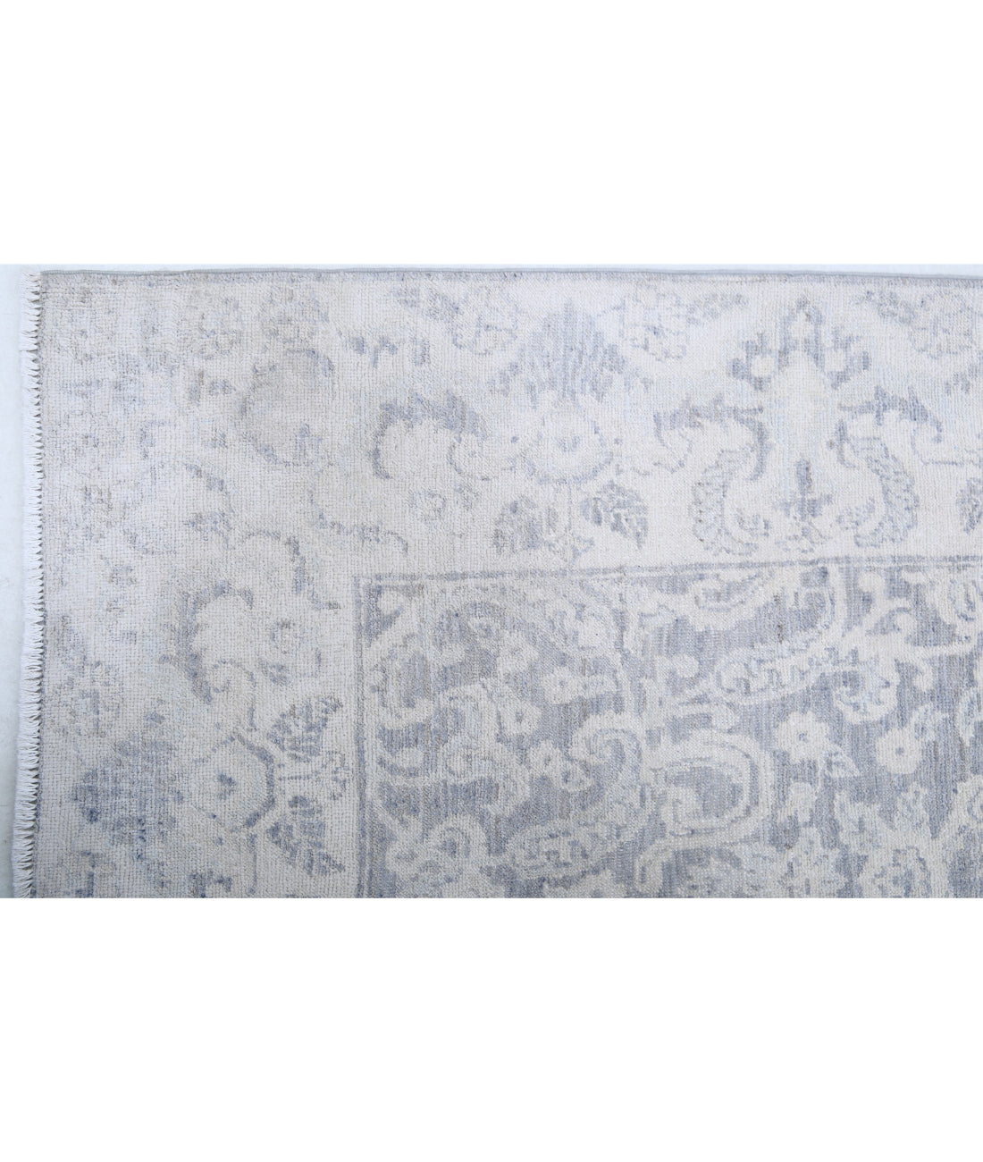 Serenity 4'9'' X 12'9'' Hand-Knotted Wool Rug 4'9'' x 12'9'' (143 X 383) / Grey / Ivory