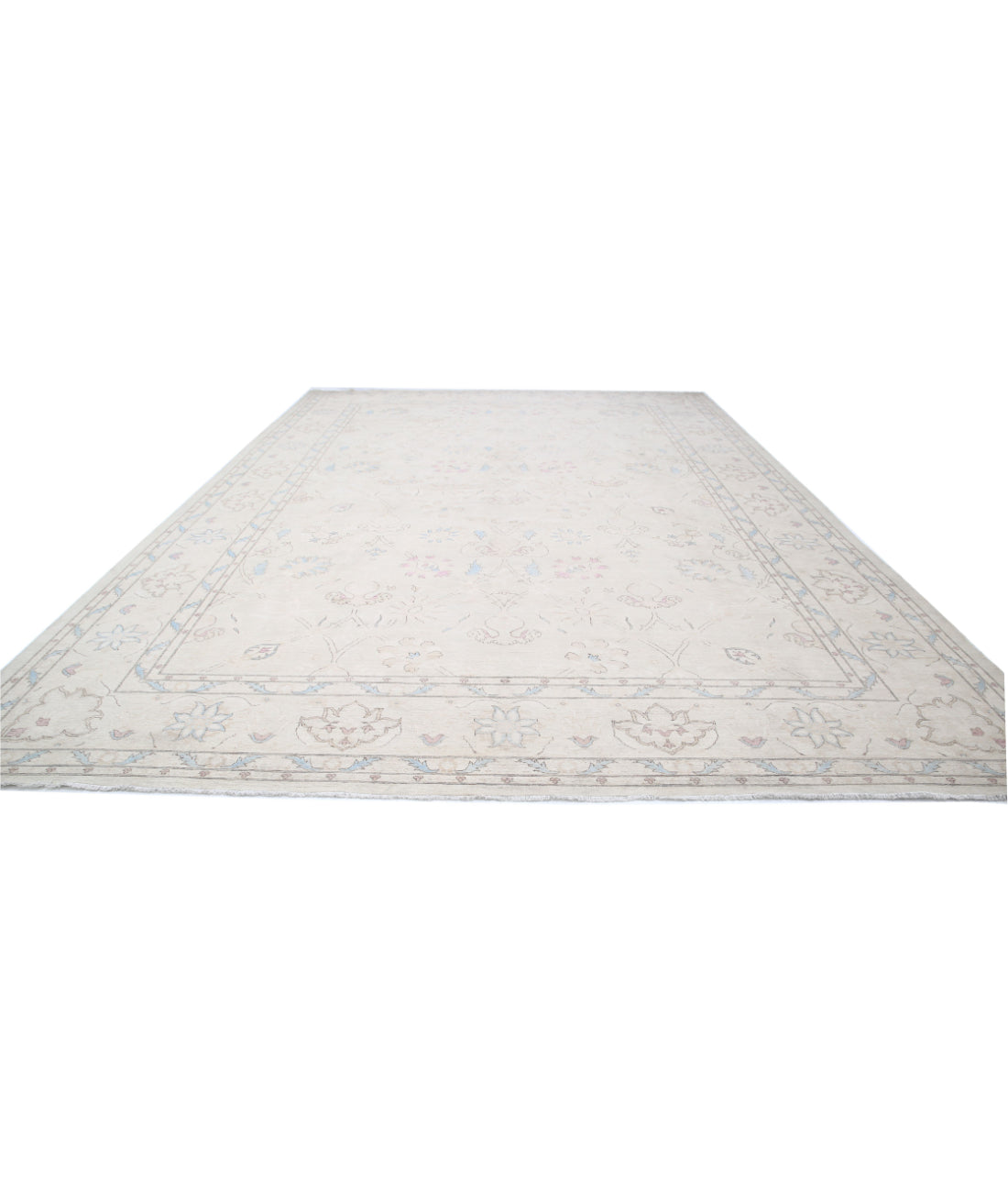 Serenity 12'8'' X 18'5'' Hand-Knotted Wool Rug 12'8'' x 18'5'' (380 X 553) / Ivory / Ivory