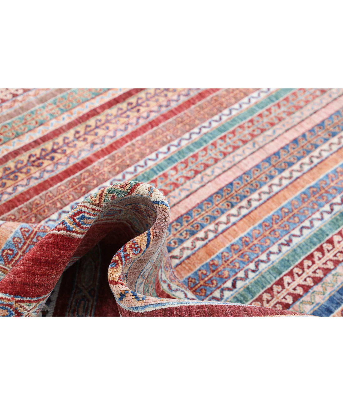 Shaal 5'8'' X 8'0'' Hand-Knotted Wool Rug 5'8'' x 8'0'' (170 X 240) / Red / Multi