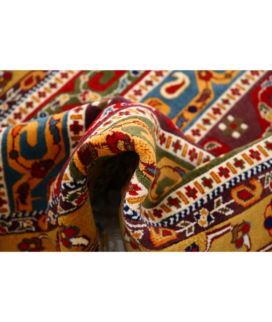 Shaal 3'3'' X 3'11'' Hand-Knotted Wool Rug 3'3'' x 3'11'' (98 X 118) / Multi / Multi