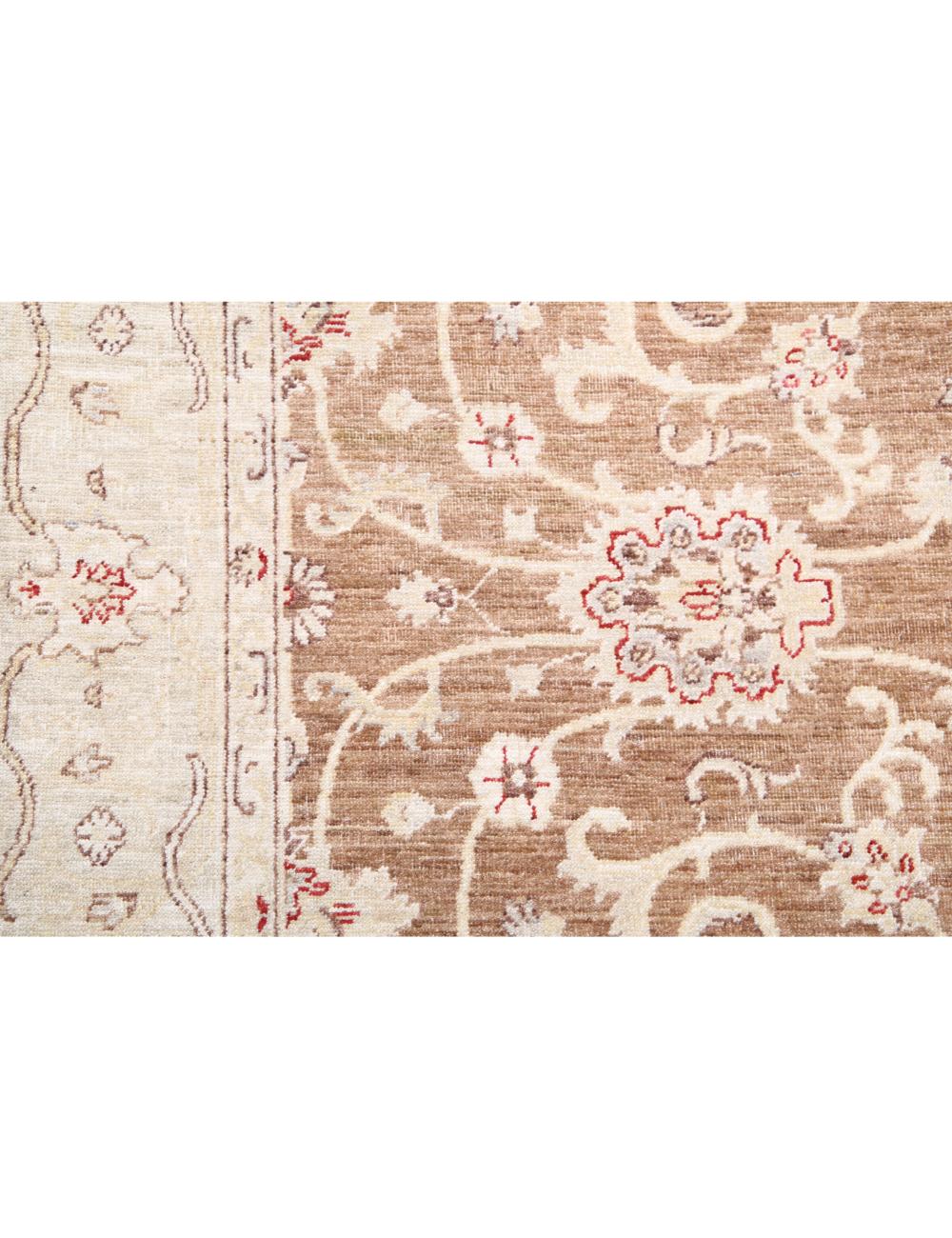 Ziegler 6' 0" X 8' 9" Hand-Knotted Wool Rug 6' 0" X 8' 9" (183 X 267) / Taupe / Ivory