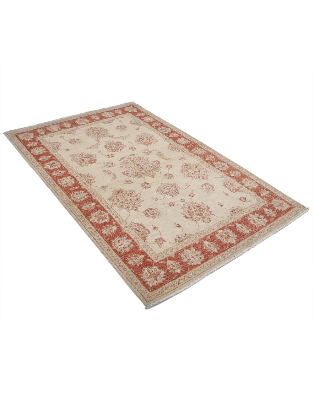 Ziegler 3' 11" X 6' 1" Hand-Knotted Wool Rug 3' 11" X 6' 1" (119 X 185) / Ivory / Red